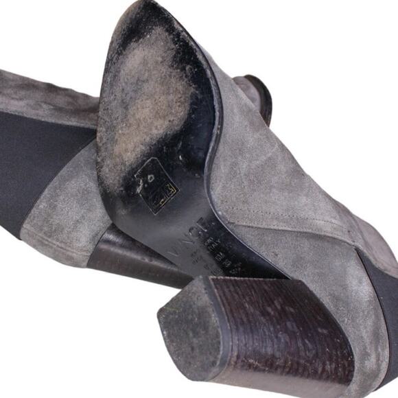 VINCE High Heel Boots Gray Suede Leather Pointed Toe Block Heel Size 8 - Picture 5 of 5
